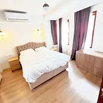 Luxury Sophia Suites